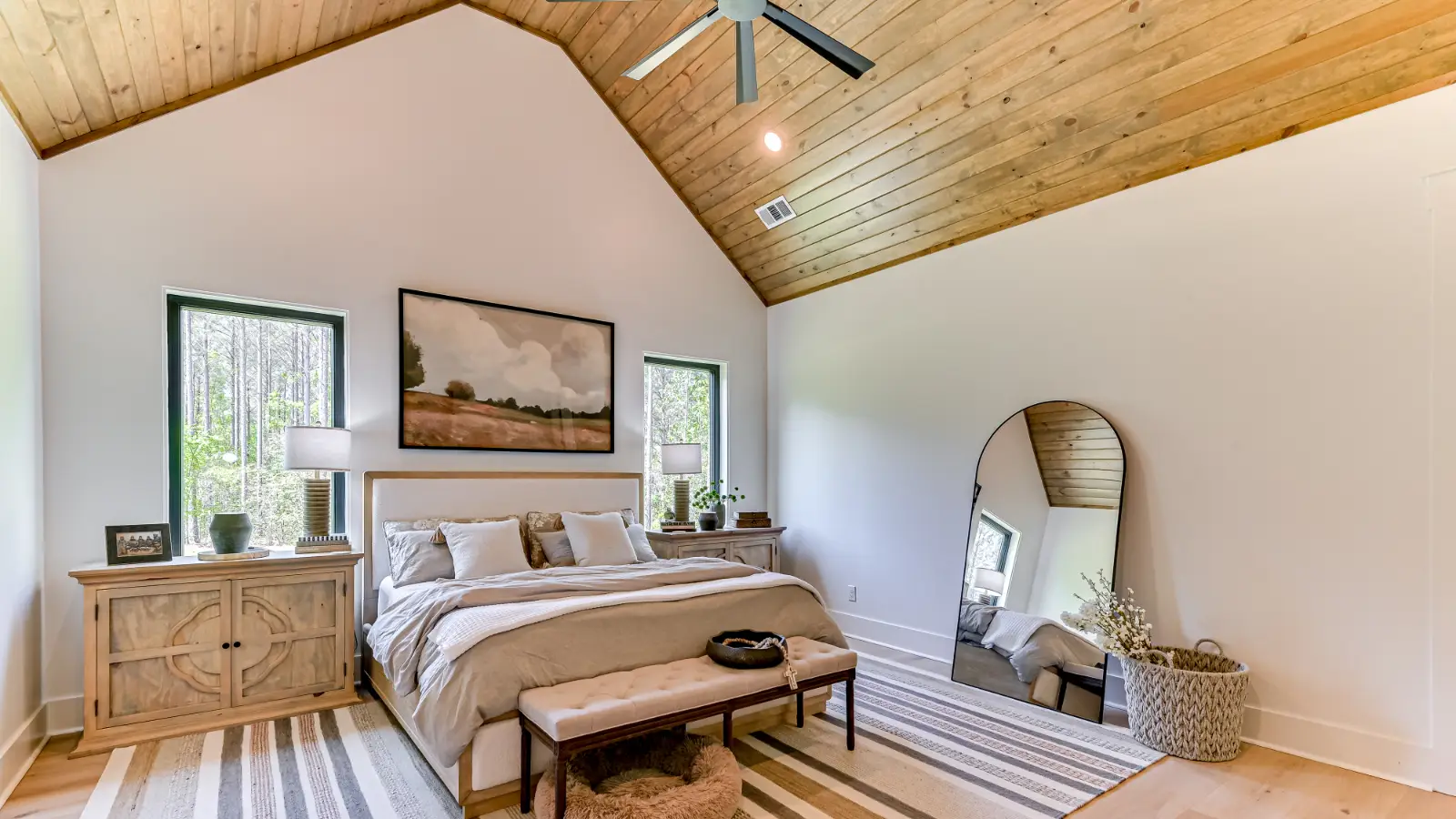 hiddenharbor masterbedroom