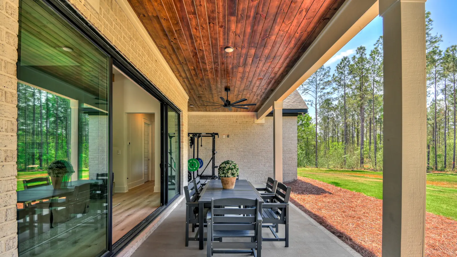 Home hiddenharbor outdoortable